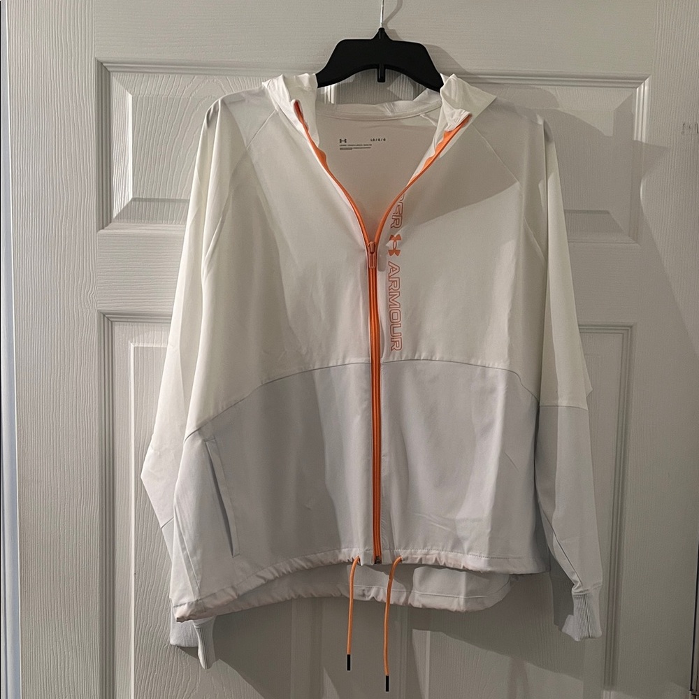 Under Armour Women’s Sporty Hooded Lightweight Jacket | Size: L | Like New